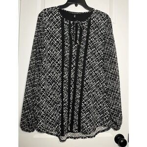 WHITE HOUSE BLACK MARKET Womens Tunic TOP Long Sleeve BLACK White Size L Workwea